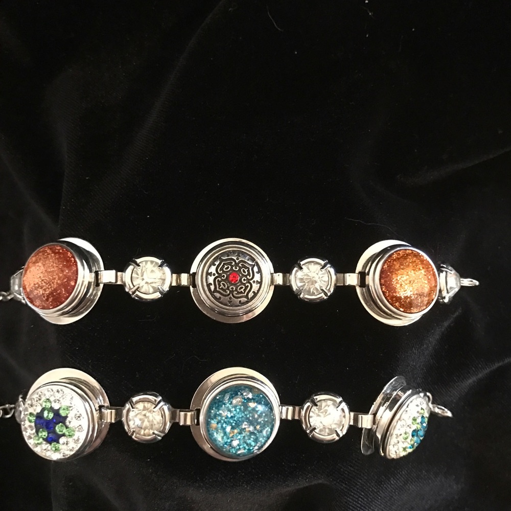Interchangeable Button Bracelet - image 3